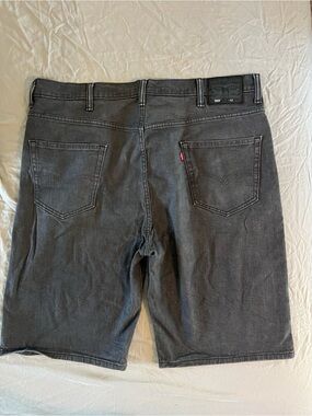 Levi’s 569 Loose Straight Gray Denim Shorts Size 42